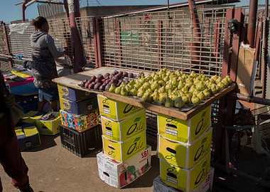 Street Fruit Market