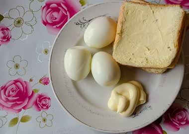 breakfast in the plate