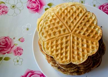 waflles in the plate