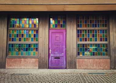 purple door