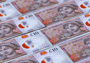 10 British Pounds
