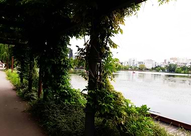 Portico towards the lake