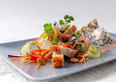 thai crispy pork salad 3