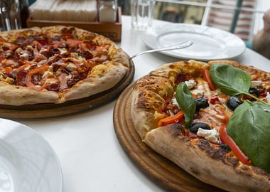 Twoe Delicious Pizza