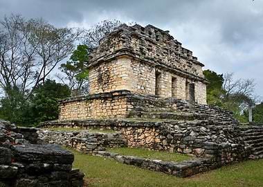 mayan temple mexico