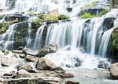Mae Ya Waterfall Chiang Ma