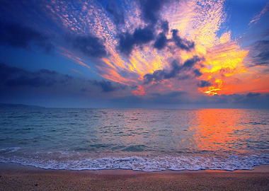 Beautiful Sunrise Over Bea