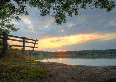 Sunset over Groby Pool