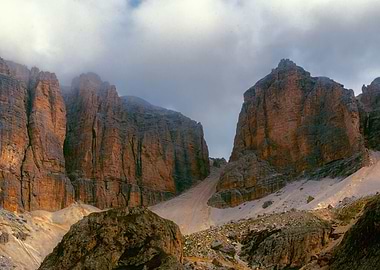 glacier on rocky mountain