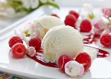 Ice cream fruit melba