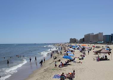 La Playa y la Ciudad