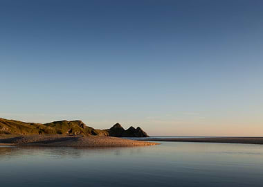 Blue sky at Three Cliffs