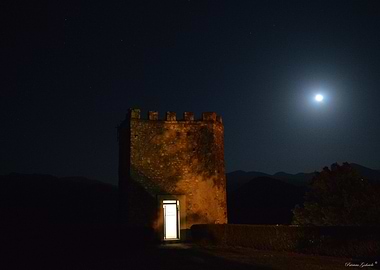 Torrione di Labro e luna