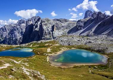 lakes in dolomites
