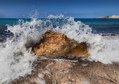Crashing wave