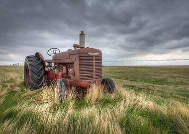 Lonely Hearts Club Pres