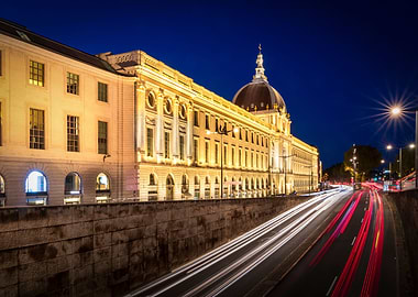 The Grand Hotel Dieu