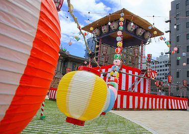 Lanterns at Tsukiji Hongan