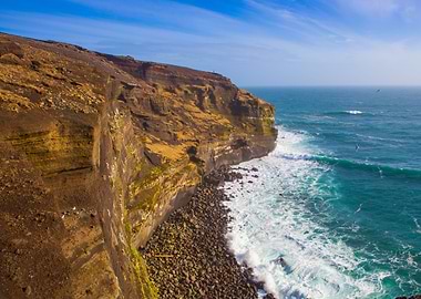 Drowning into the blue