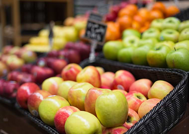 Apples on Farmers Market