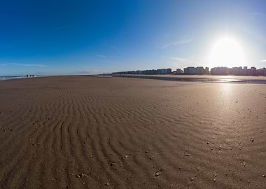 Belgian beach in Autumn