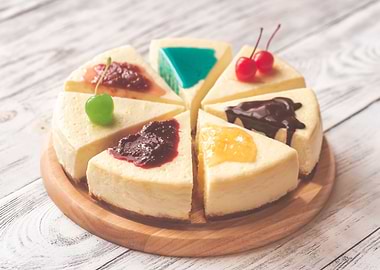 Cheesecake with toppings