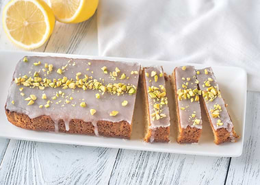 Lemon cake with icing