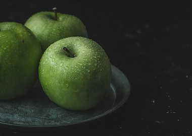 Fresh granny smith apples