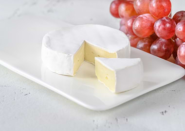 Camembert with grapes