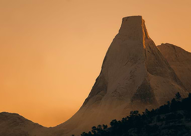Mount Stetind silhouetting