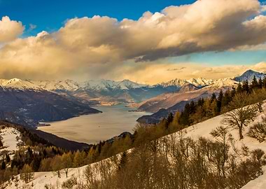 Snowy mounts on Como lake
