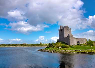 Dunguaire Castle