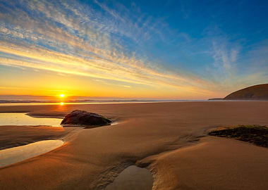 Sunset at Mawgan Porth bea