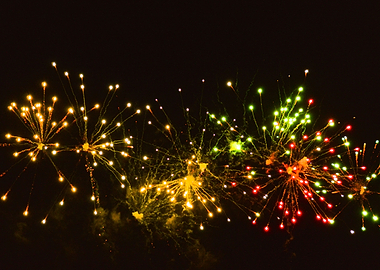 Fireworks 4 colors