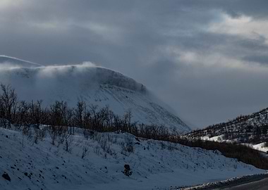 Mountains before a storm