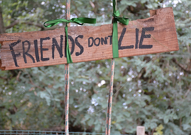 friends dont lie