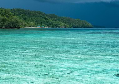 Beautiful Blue Lagoone Sho