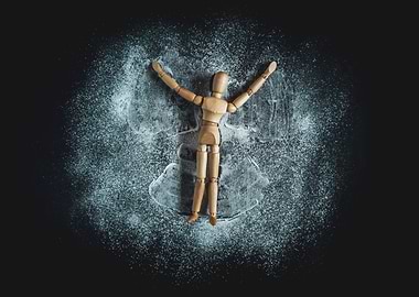 Manikin snow angel