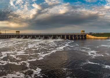 Powerful stream of water