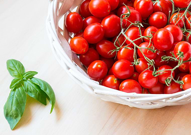 Sweet cherry tomatoes