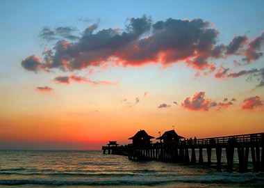 Florida Pier Beach Rises T
