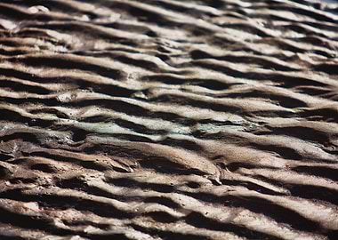 Traces of surf in the sand