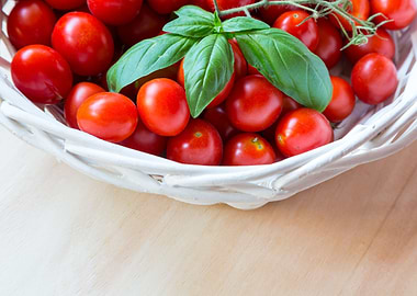 Sweet cherry tomatoes