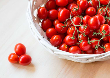 Sweet cherry tomatoes