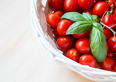 Sweet cherry tomatoes
