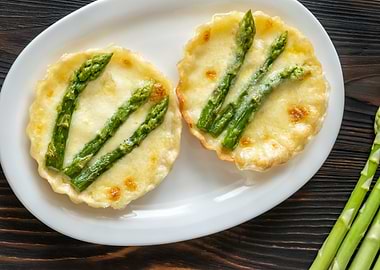 Asparagus tarts