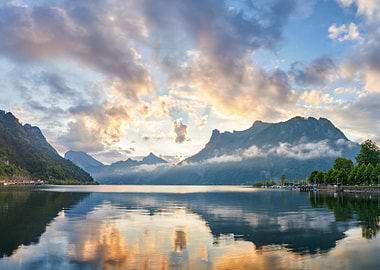 Morning at Traunsee 1