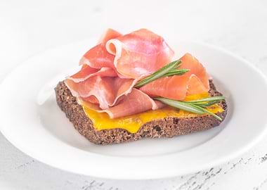 Sandwich with ham