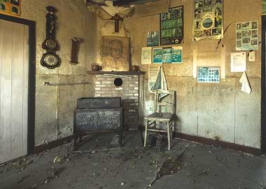 Gandhi s living room