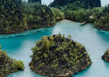 Pianemo Island Blue Lagoon
